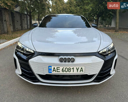 Білий Ауді RS e-tron GT, об'ємом двигуна 0 л та пробігом 29 тис. км за 59900 $, фото 3 на Automoto.ua