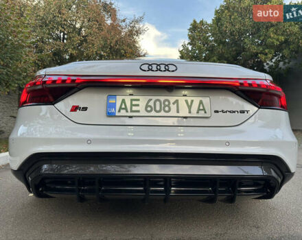 Білий Ауді RS e-tron GT, об'ємом двигуна 0 л та пробігом 29 тис. км за 59900 $, фото 44 на Automoto.ua