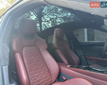 Білий Ауді RS e-tron GT, об'ємом двигуна 0 л та пробігом 29 тис. км за 59900 $, фото 65 на Automoto.ua