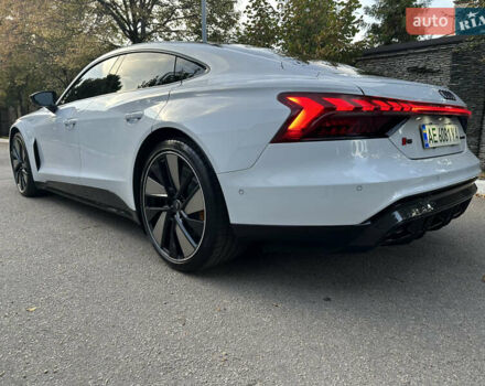 Білий Ауді RS e-tron GT, об'ємом двигуна 0 л та пробігом 29 тис. км за 59900 $, фото 11 на Automoto.ua