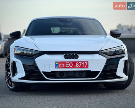 Білий Ауді RS e-tron GT, об'ємом двигуна 0 л та пробігом 17 тис. км за 54500 $, фото 4 на Automoto.ua