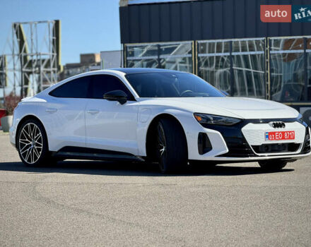 Білий Ауді RS e-tron GT, об'ємом двигуна 0 л та пробігом 17 тис. км за 59900 $, фото 4 на Automoto.ua