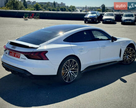 Білий Ауді RS e-tron GT, об'ємом двигуна 0 л та пробігом 17 тис. км за 59900 $, фото 24 на Automoto.ua