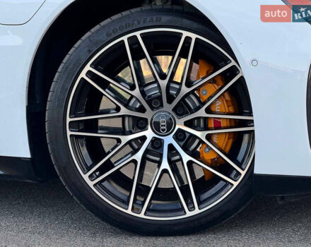 Білий Ауді RS e-tron GT, об'ємом двигуна 0 л та пробігом 17 тис. км за 54500 $, фото 18 на Automoto.ua
