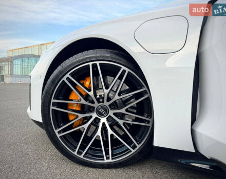 Білий Ауді RS e-tron GT, об'ємом двигуна 0 л та пробігом 17 тис. км за 54500 $, фото 25 на Automoto.ua