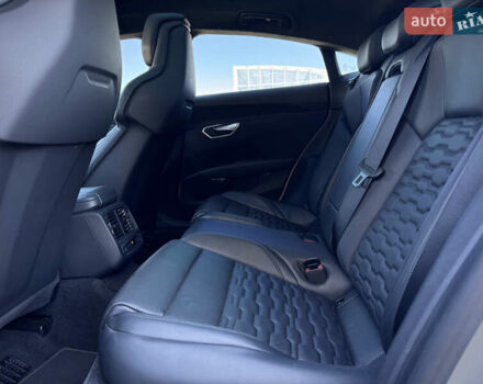 Білий Ауді RS e-tron GT, об'ємом двигуна 0 л та пробігом 17 тис. км за 59900 $, фото 60 на Automoto.ua