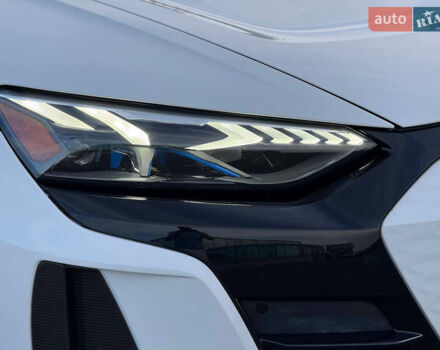 Білий Ауді RS e-tron GT, об'ємом двигуна 0 л та пробігом 17 тис. км за 54500 $, фото 46 на Automoto.ua
