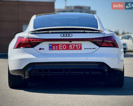 Білий Ауді RS e-tron GT, об'ємом двигуна 0 л та пробігом 17 тис. км за 59900 $, фото 9 на Automoto.ua