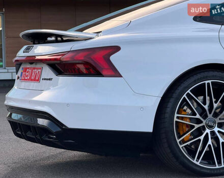 Білий Ауді RS e-tron GT, об'ємом двигуна 0 л та пробігом 17 тис. км за 54500 $, фото 35 на Automoto.ua