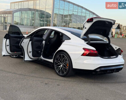 Білий Ауді RS e-tron GT, об'ємом двигуна 0 л та пробігом 17 тис. км за 54500 $, фото 31 на Automoto.ua