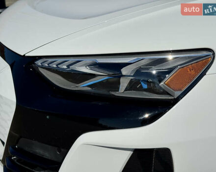 Білий Ауді RS e-tron GT, об'ємом двигуна 0 л та пробігом 17 тис. км за 59900 $, фото 32 на Automoto.ua