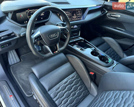 Білий Ауді RS e-tron GT, об'ємом двигуна 0 л та пробігом 17 тис. км за 59900 $, фото 37 на Automoto.ua