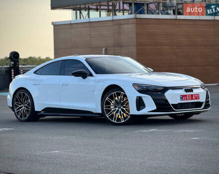 Білий Ауді RS e-tron GT, об'ємом двигуна 0 л та пробігом 17 тис. км за 54500 $, фото 1 на Automoto.ua