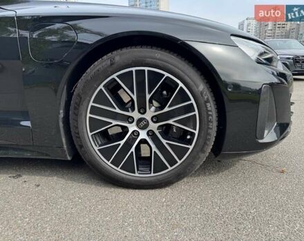 Черный Ауди RS e-tron GT, объемом двигателя 0 л и пробегом 48 тыс. км за 78000 $, фото 6 на Automoto.ua