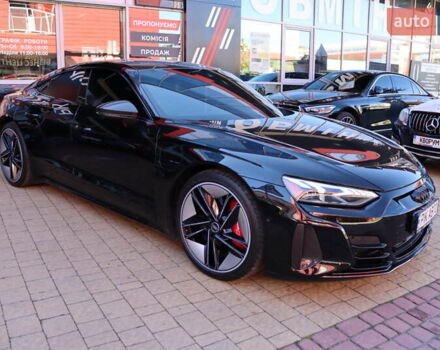 Черный Ауди RS e-tron GT, объемом двигателя 0 л и пробегом 61 тыс. км за 67400 $, фото 7 на Automoto.ua
