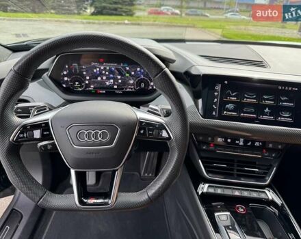 Черный Ауди RS e-tron GT, объемом двигателя 0 л и пробегом 48 тыс. км за 78000 $, фото 32 на Automoto.ua