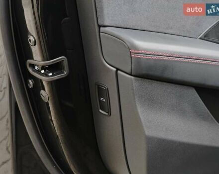 Чорний Ауді RS e-tron GT, об'ємом двигуна 0 л та пробігом 26 тис. км за 80999 $, фото 34 на Automoto.ua