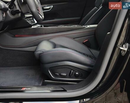 Чорний Ауді RS e-tron GT, об'ємом двигуна 0 л та пробігом 26 тис. км за 80999 $, фото 39 на Automoto.ua