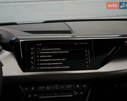 Чорний Ауді RS e-tron GT, об'ємом двигуна 0 л та пробігом 26 тис. км за 80999 $, фото 86 на Automoto.ua
