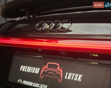 Чорний Ауді RS e-tron GT, об'ємом двигуна 0 л та пробігом 26 тис. км за 80999 $, фото 27 на Automoto.ua