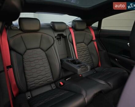 Чорний Ауді RS e-tron GT, об'ємом двигуна 0 л та пробігом 26 тис. км за 80999 $, фото 56 на Automoto.ua