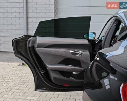 Чорний Ауді RS e-tron GT, об'ємом двигуна 0 л та пробігом 26 тис. км за 80999 $, фото 53 на Automoto.ua
