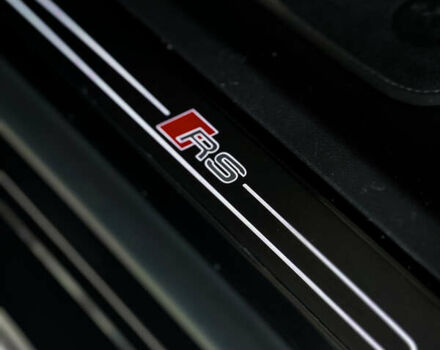 Чорний Ауді RS e-tron GT, об'ємом двигуна 0 л та пробігом 40 тис. км за 85000 $, фото 14 на Automoto.ua