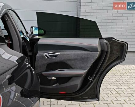 Чорний Ауді RS e-tron GT, об'ємом двигуна 0 л та пробігом 26 тис. км за 80999 $, фото 59 на Automoto.ua