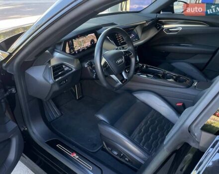 Чорний Ауді RS e-tron GT, об'ємом двигуна 0 л та пробігом 40 тис. км за 84999 $, фото 14 на Automoto.ua
