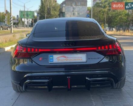 Чорний Ауді RS e-tron GT, об'ємом двигуна 0 л та пробігом 40 тис. км за 84999 $, фото 4 на Automoto.ua