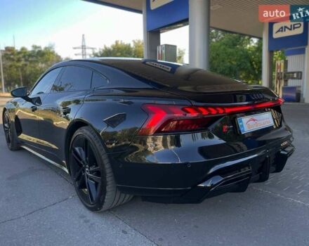 Чорний Ауді RS e-tron GT, об'ємом двигуна 0 л та пробігом 40 тис. км за 84999 $, фото 3 на Automoto.ua