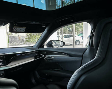 Чорний Ауді RS e-tron GT, об'ємом двигуна 0 л та пробігом 40 тис. км за 85000 $, фото 15 на Automoto.ua