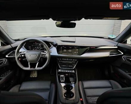 Чорний Ауді RS e-tron GT, об'ємом двигуна 0 л та пробігом 26 тис. км за 80999 $, фото 62 на Automoto.ua