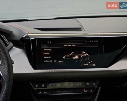 Чорний Ауді RS e-tron GT, об'ємом двигуна 0 л та пробігом 26 тис. км за 80999 $, фото 92 на Automoto.ua