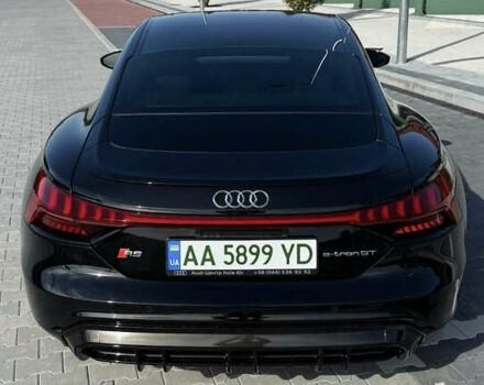 Черный Ауди RS e-tron GT, объемом двигателя 0 л и пробегом 2 тыс. км за 107000 $, фото 9 на Automoto.ua
