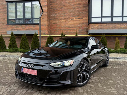Чорний Ауді RS e-tron GT, об'ємом двигуна 0 л та пробігом 13 тис. км за 59800 $, фото 1 на Automoto.ua