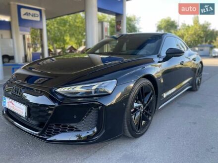 Черный Ауди RS e-tron GT, объемом двигателя 0 л и пробегом 40 тыс. км за 84999 $, фото 1 на Automoto.ua