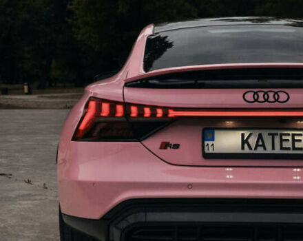 Фіолетовий Ауді RS e-tron GT, об'ємом двигуна 0 л та пробігом 27 тис. км за 99999 $, фото 25 на Automoto.ua