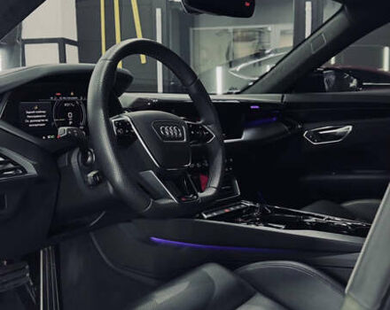 Фіолетовий Ауді RS e-tron GT, об'ємом двигуна 0 л та пробігом 27 тис. км за 99999 $, фото 14 на Automoto.ua