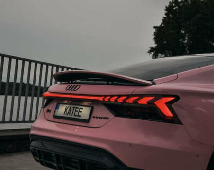 Фіолетовий Ауді RS e-tron GT, об'ємом двигуна 0 л та пробігом 27 тис. км за 99999 $, фото 22 на Automoto.ua