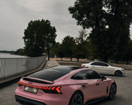 Фіолетовий Ауді RS e-tron GT, об'ємом двигуна 0 л та пробігом 27 тис. км за 99999 $, фото 24 на Automoto.ua