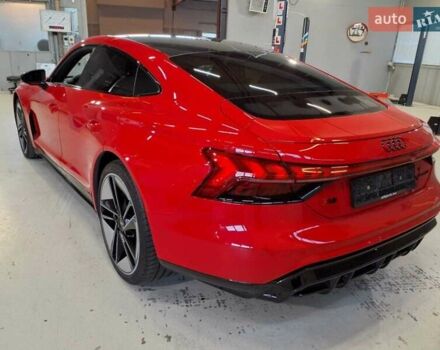Красный Ауди RS e-tron GT, объемом двигателя 0 л и пробегом 45 тыс. км за 66500 $, фото 12 на Automoto.ua