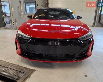 Красный Ауди RS e-tron GT, объемом двигателя 0 л и пробегом 45 тыс. км за 66500 $, фото 15 на Automoto.ua