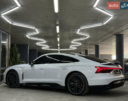 Ауди RS e-tron GT, объемом двигателя 0 л и пробегом 32 тыс. км за 68500 $, фото 9 на Automoto.ua