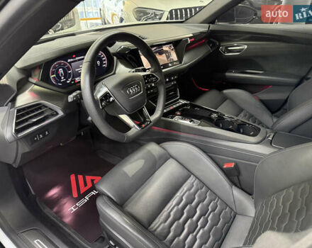 Ауди RS e-tron GT, объемом двигателя 0 л и пробегом 32 тыс. км за 68500 $, фото 16 на Automoto.ua