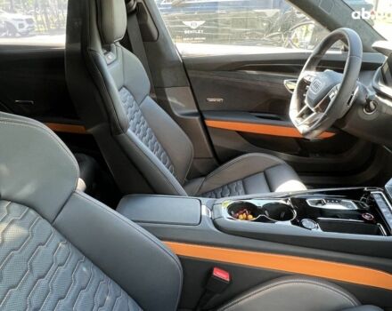 Ауди RS e-tron GT, объемом двигателя 0 л и пробегом 12 тыс. км за 108463 $, фото 17 на Automoto.ua
