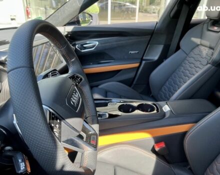 Ауди RS e-tron GT, объемом двигателя 0 л и пробегом 12 тыс. км за 108463 $, фото 4 на Automoto.ua