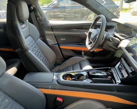 Ауди RS e-tron GT, объемом двигателя 0 л и пробегом 12 тыс. км за 108463 $, фото 21 на Automoto.ua