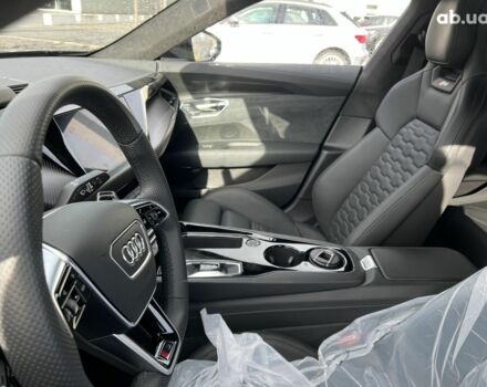 Ауди RS e-tron GT, объемом двигателя 0 л и пробегом 0 тыс. км за 156717 $, фото 37 на Automoto.ua