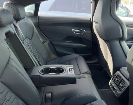 Ауди RS e-tron GT, объемом двигателя 0 л и пробегом 2 тыс. км за 116179 $, фото 8 на Automoto.ua